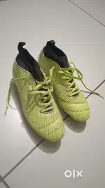 Footboll studs