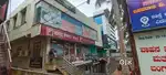 300 sqft shop for rent