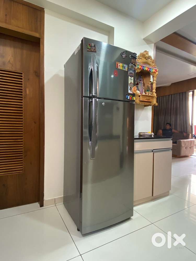LG 360 Ltr Double Door Refrigerator