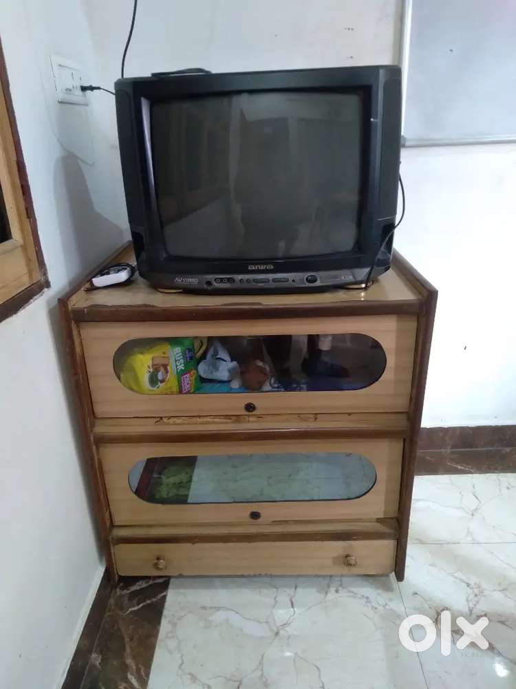 Aiwa tv with cabinet