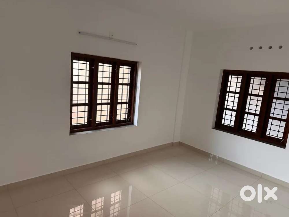 Pattom girls pG working or studenr