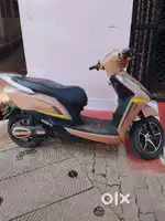 Electric scooty 6 battery