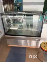 Cake fridges