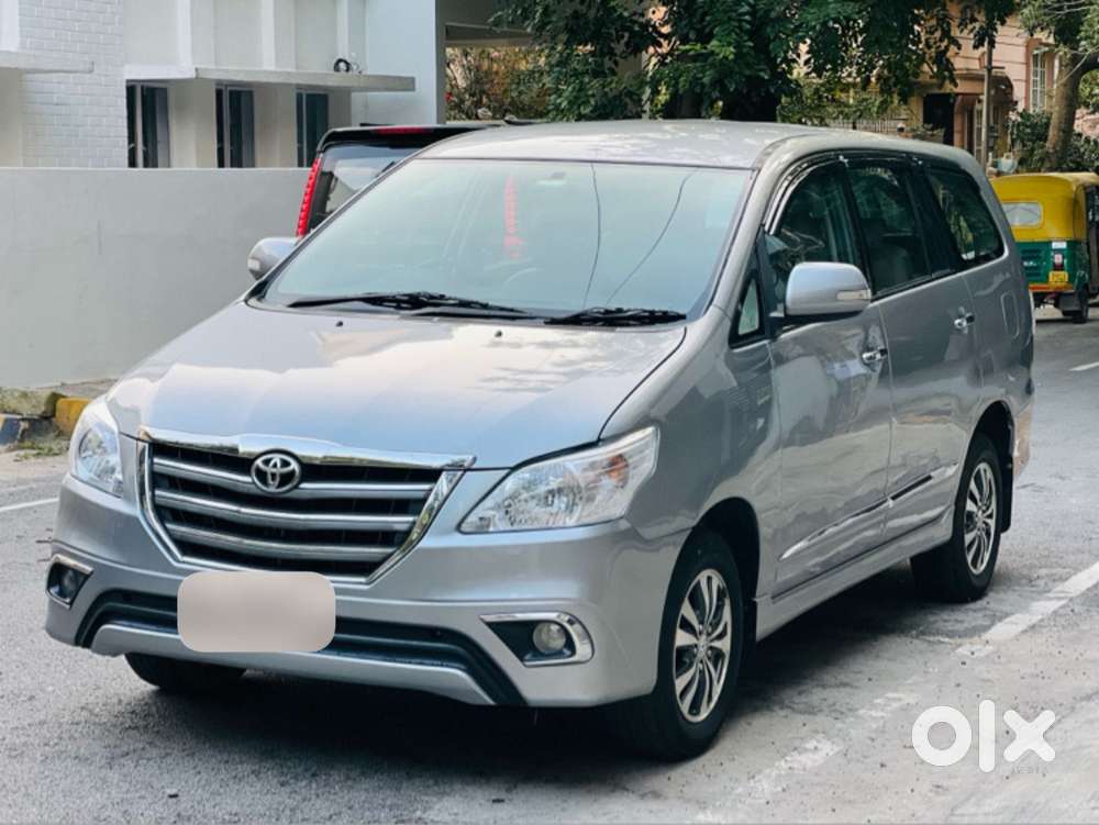 Toyota Innova 2.5 VX 8 STR, 2016, Diesel