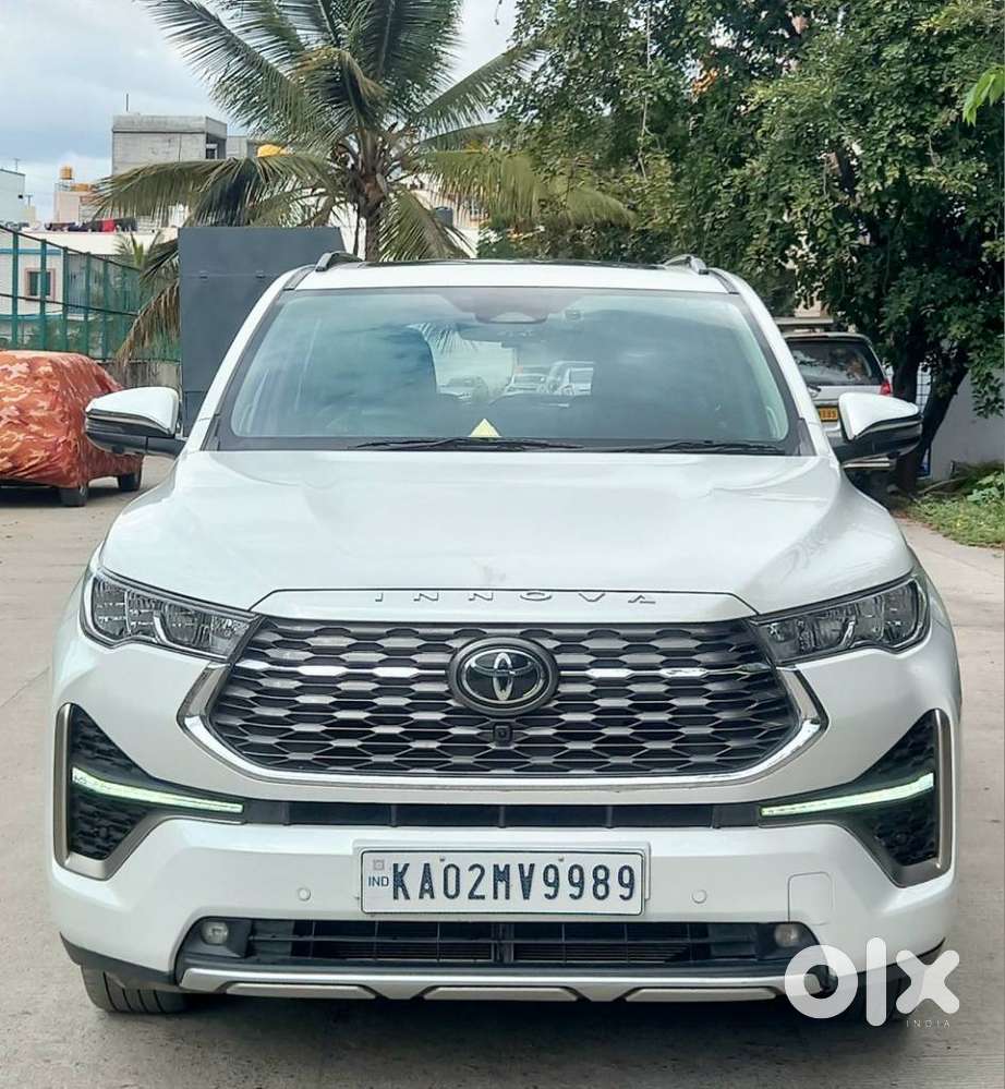 Toyota Innova Hycross 2.0 ZX (O) Hybrid 7 STR, 2024, Petrol