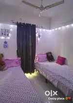 Female roomate required