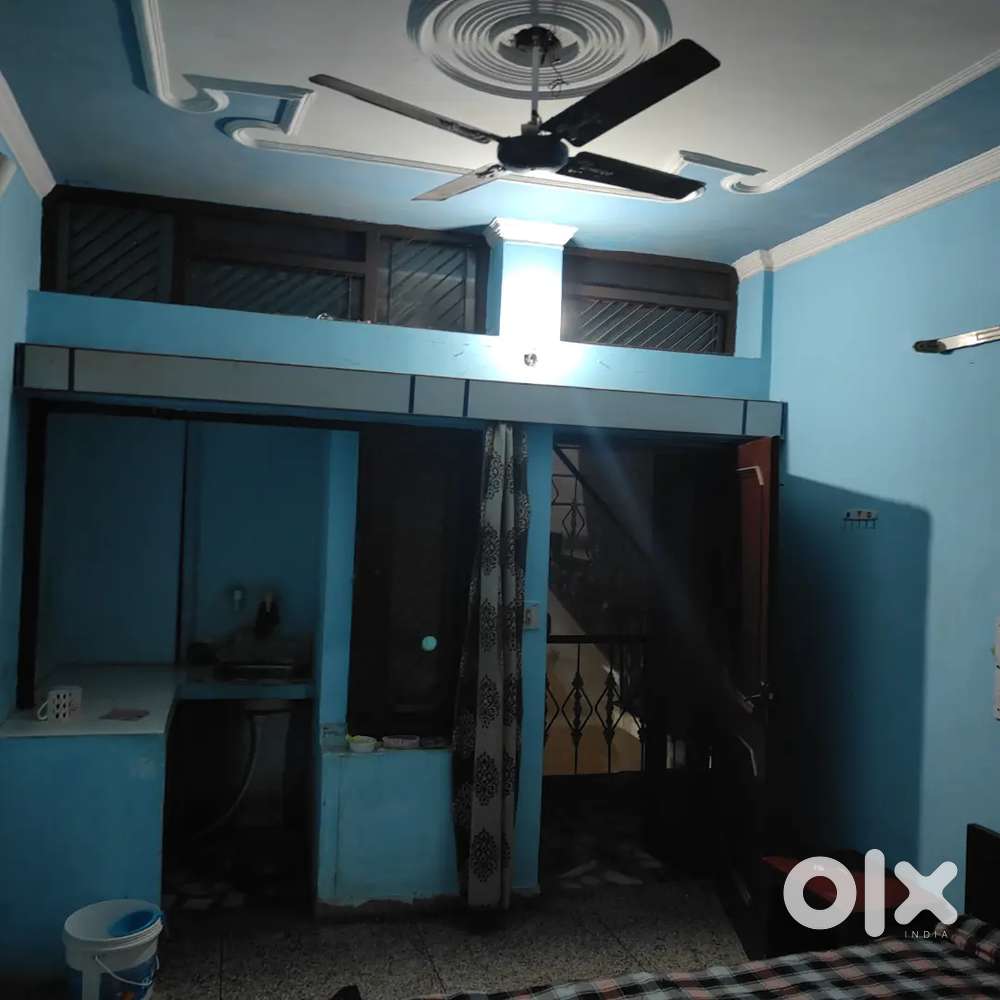 One room independent  sharing toilet