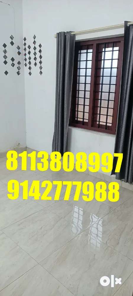 All facilities 3 BHK apartment rent near to Bank Junction