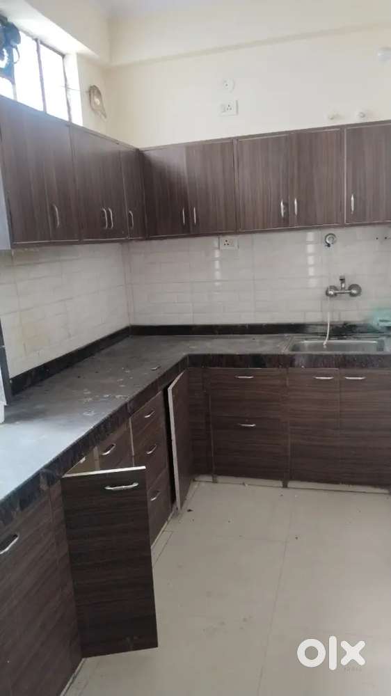 2BHK semi furnished flat for family and bachelors