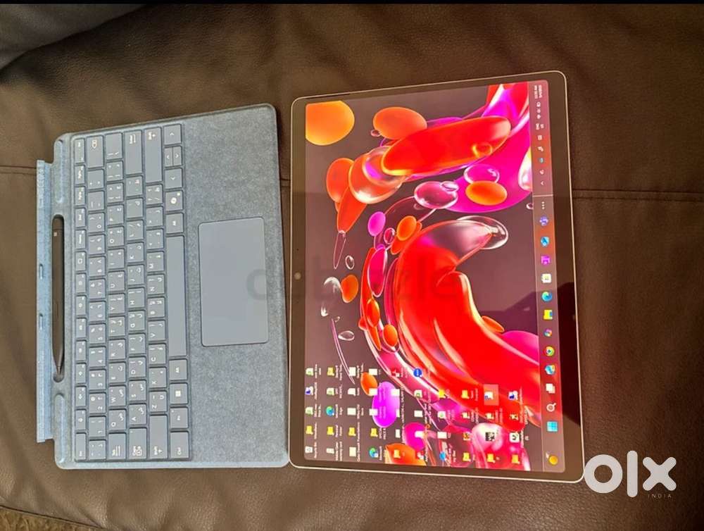 Microsof surface pro 11