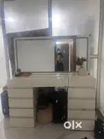 Make Up vanity
