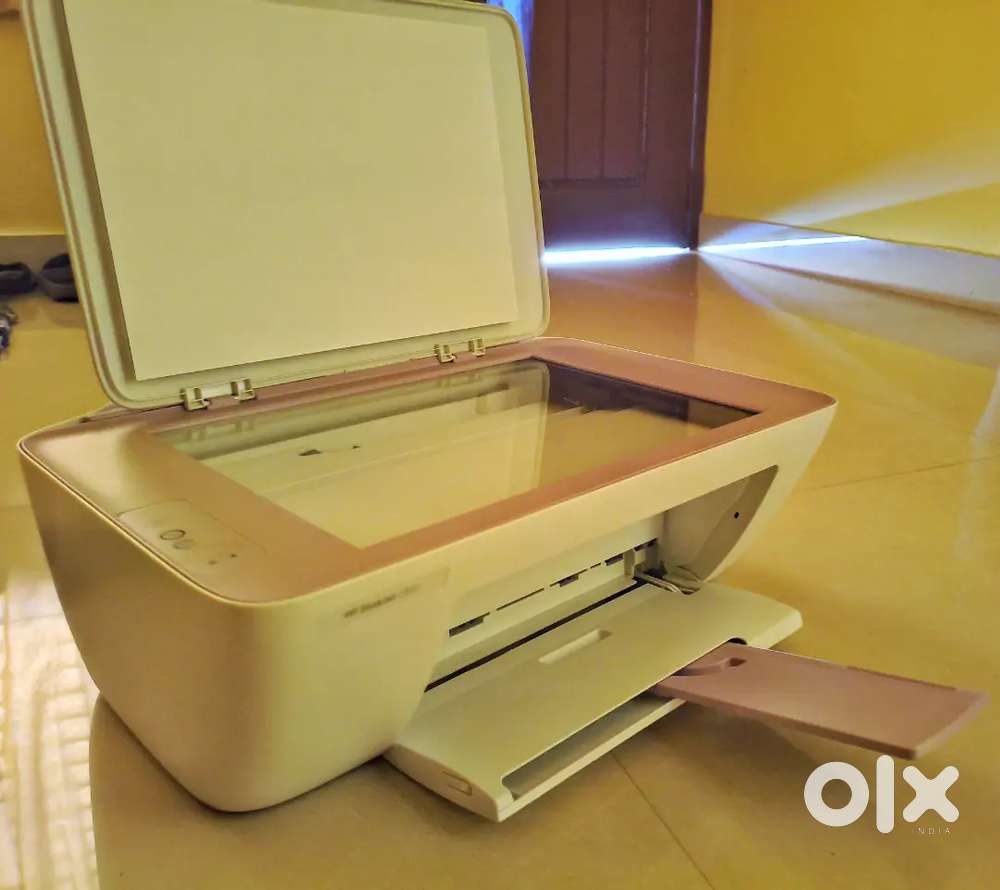 HP DeskJet 2331 Inkjet Printer with Scanner