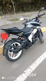Well maintained bike with all servicings at showroom