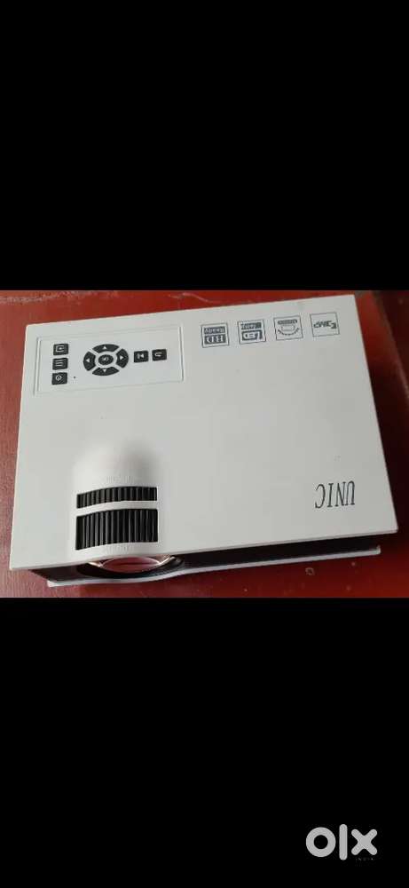 Unicc UC40+ Projector for sale