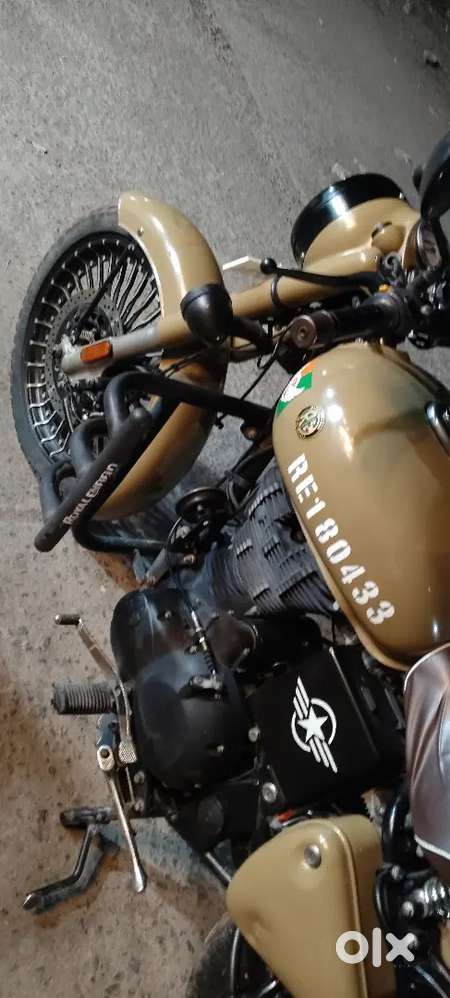 (ABS).ROYAL Enfield Classic 350cc top condition 1st owner self start