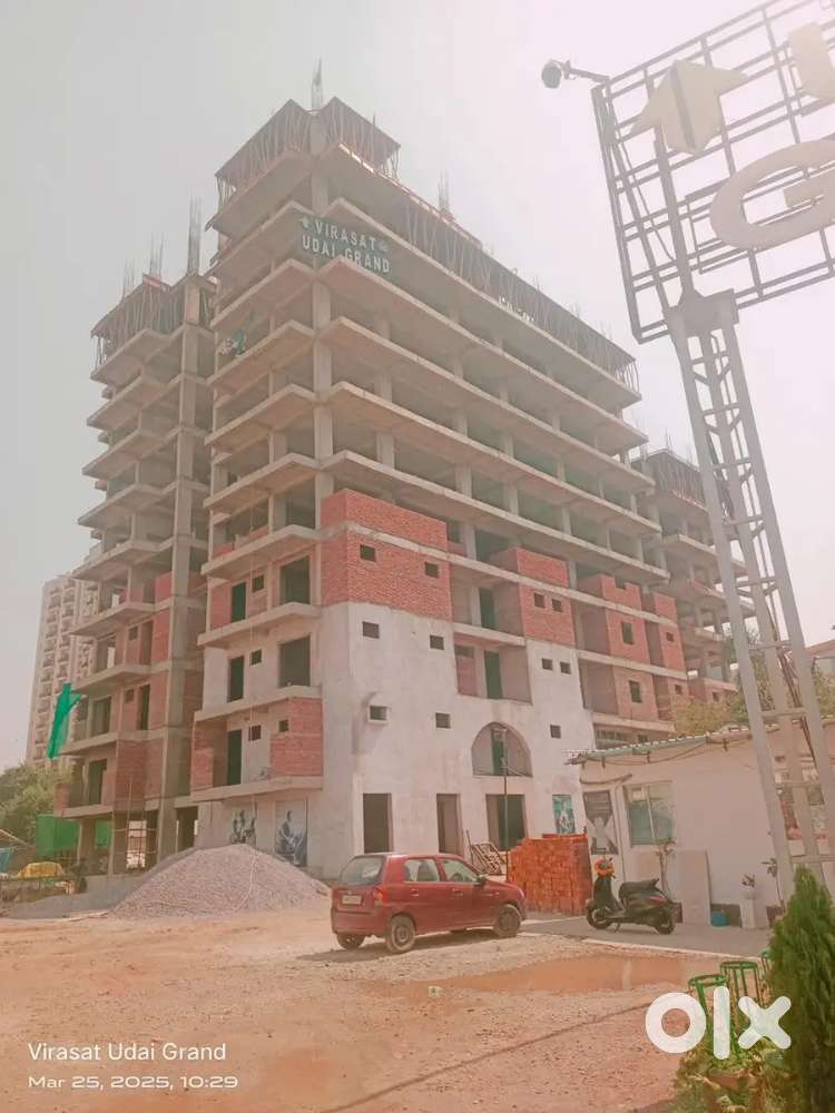 Ready To Move Luxurious Flat Available in Gomti Nagar ucknow