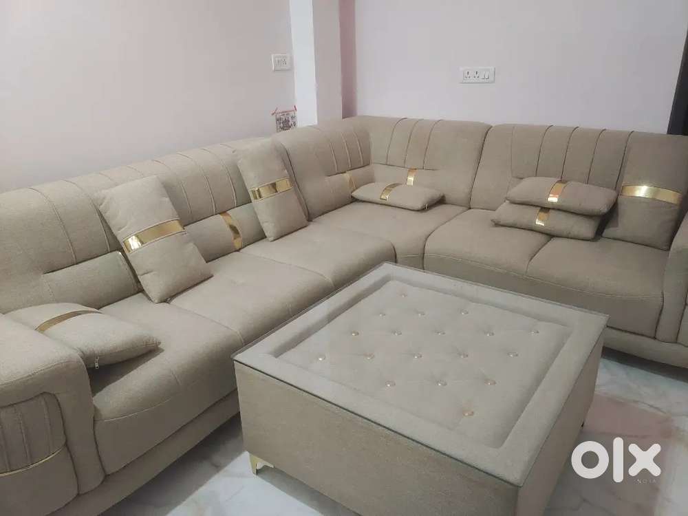 7 plus 2 seater at cheap price