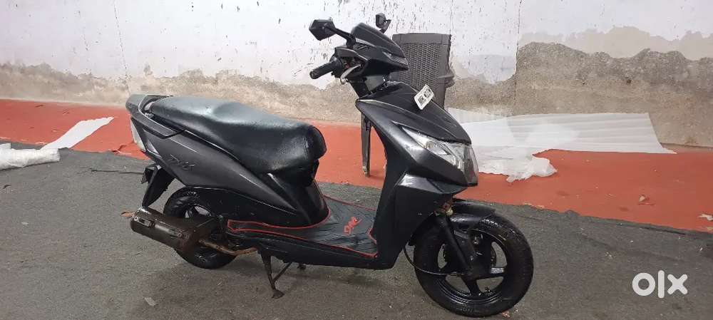 Honda dio 2017 model