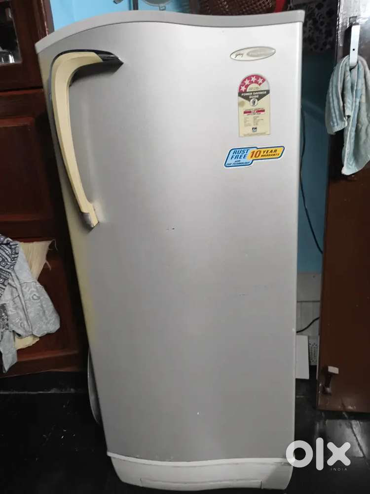 Godrej refrigerator - 15 yrs