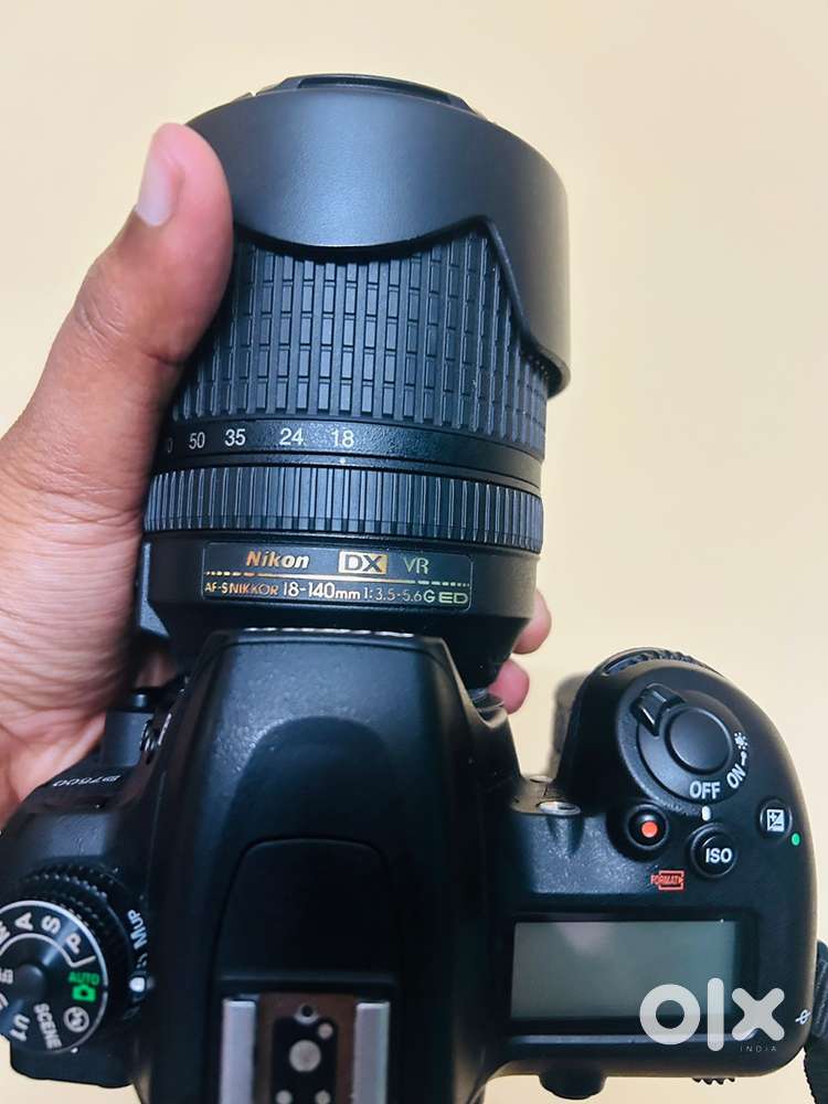 Nikon D7500