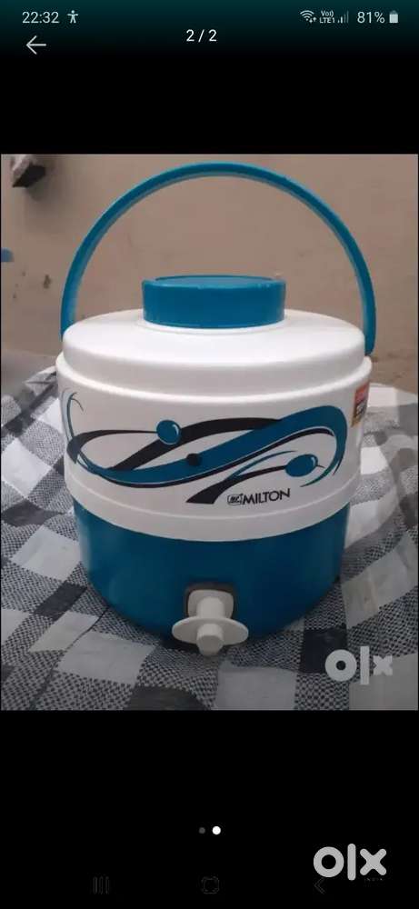 Mayur jugs yellow And blue colour