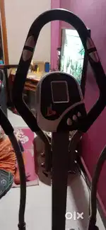 Cross trainer