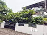 5Cent Land 3Bedroom 1450SQ Old House Near To Varapuzha Town