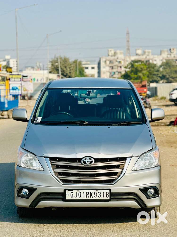 Toyota Innova 2.5 G (Diesel) 8 Seater, 2015, Diesel