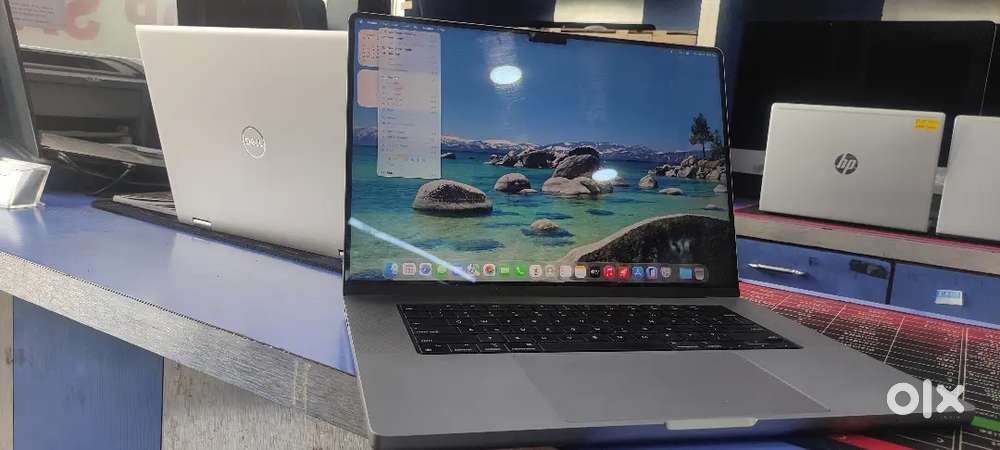 MacBook Pro 16-inch M1 Pro 10 Core / 16 Core GPU / 16GB/512Gb (Used)