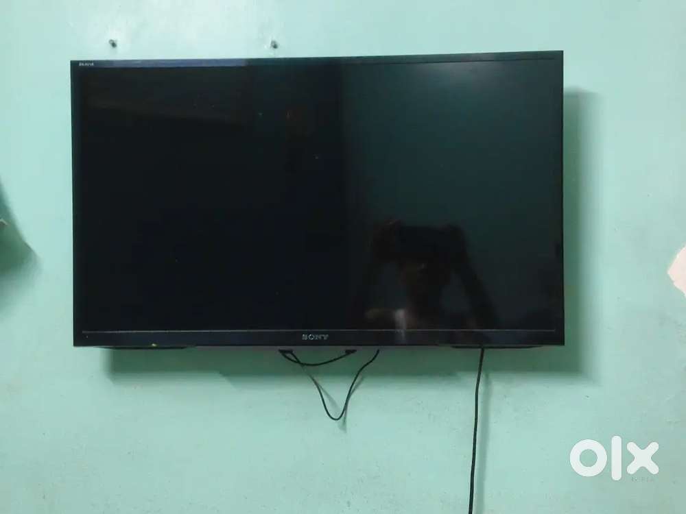 32 INCHES SONY TV FULL HD