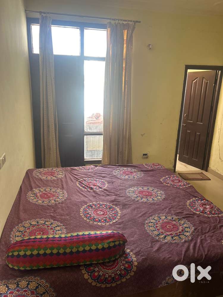 2bhk with 1 room hall & kitchen available