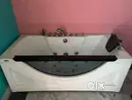 Bath Tub bathtoom