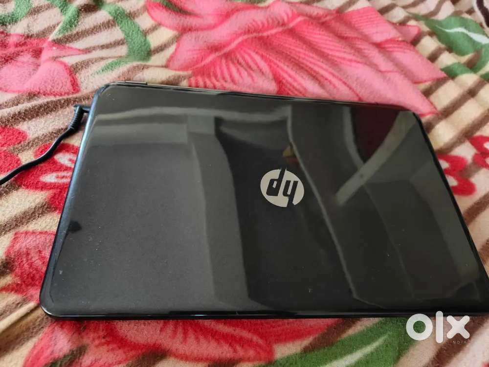 HP Core i3 Laptop  4GB RAM  Windows 10 Pro  Working Condition