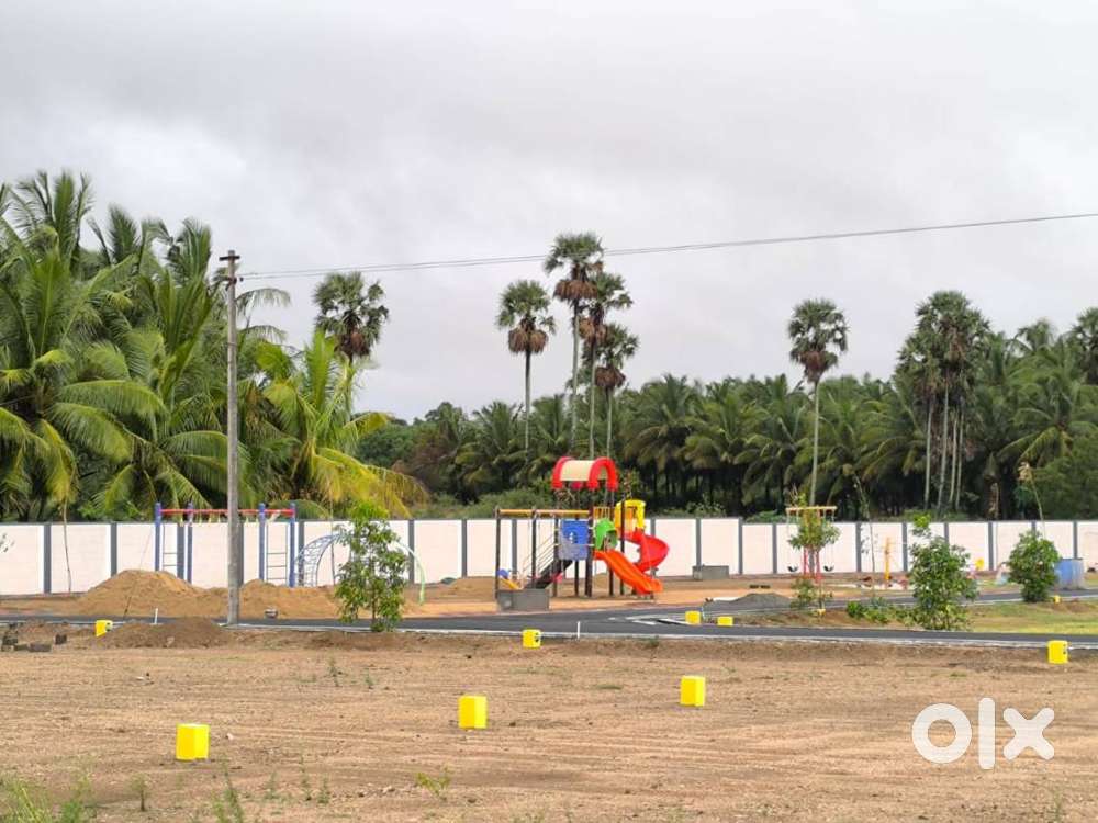 NEAR PALAKKAD BYPASS FULLY GATED COMMUNITY CCTV SURVELLIANCE