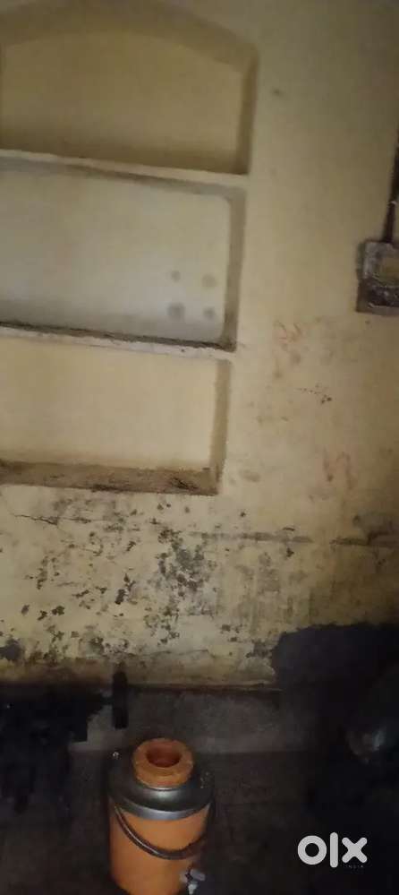 Nice location room for godown storeroom and office