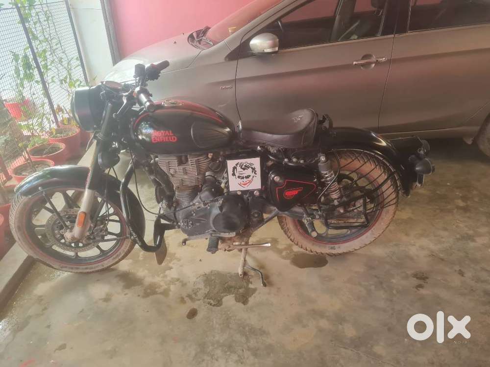 Classic 350 Well mentained with foldable seats