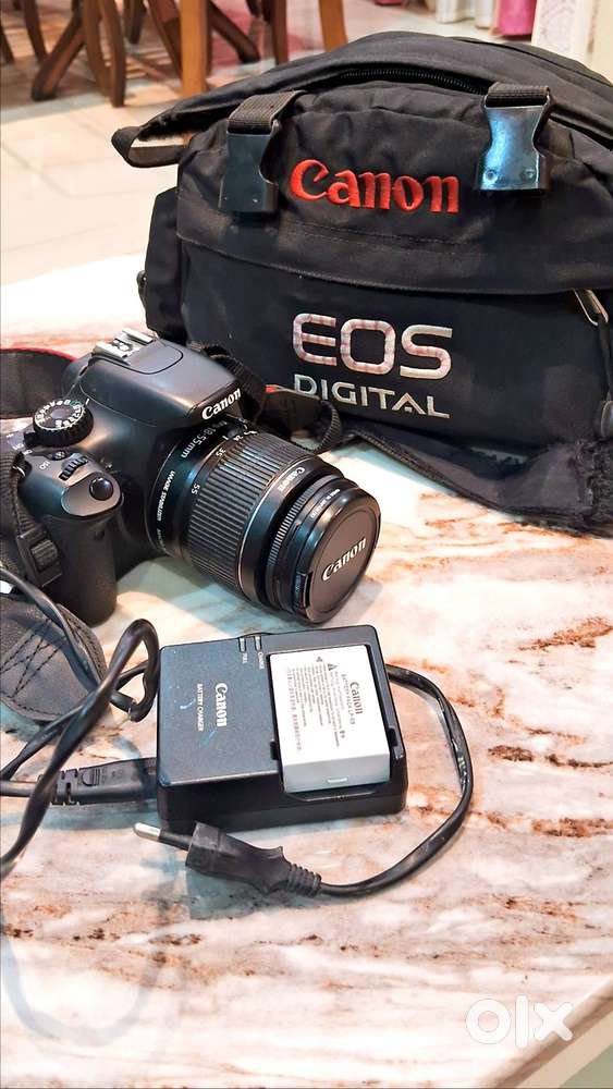 Canon EOS 550D DSLR ( Body with EF-S 18-55 Lens )