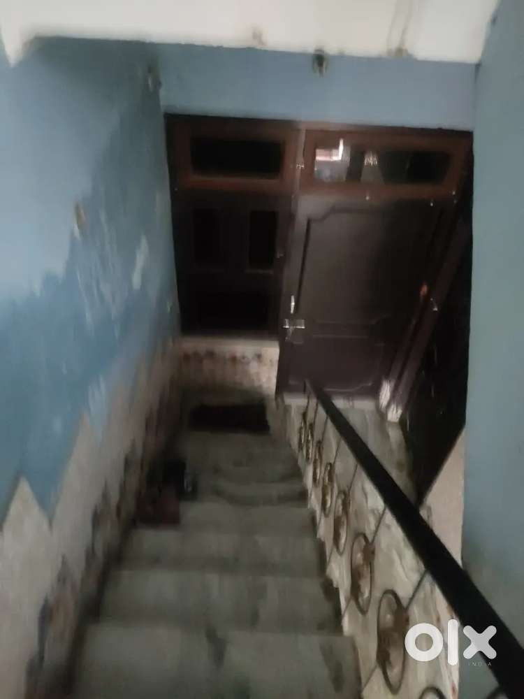 Rent for family and working girls