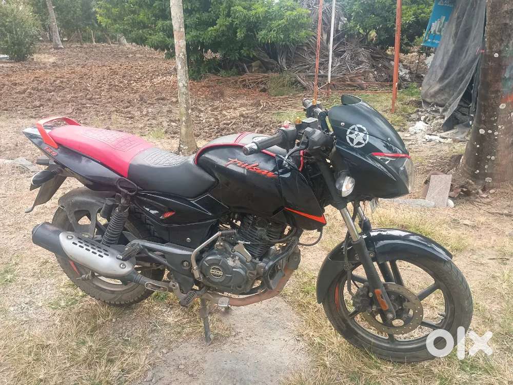 Bajaj Pulzar 125 DTS-i