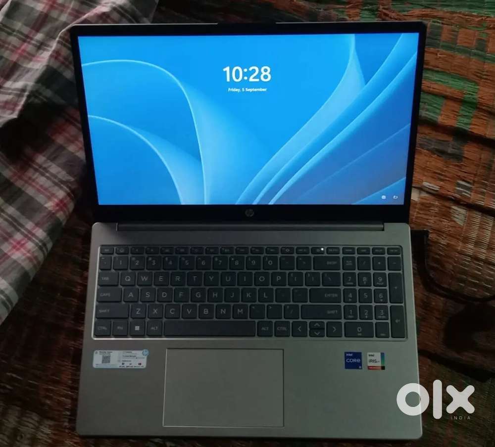 Hp laptop 1month used