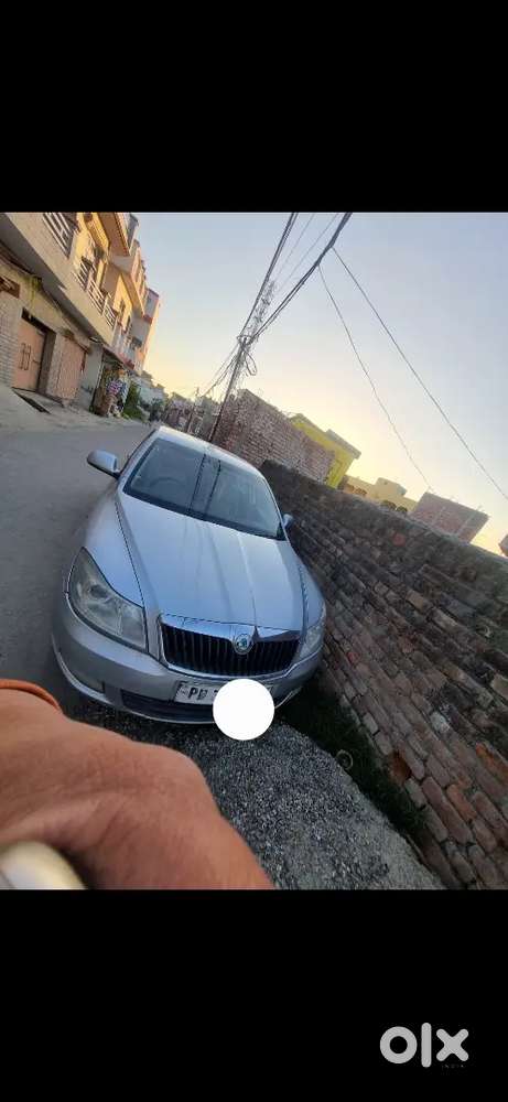 Skoda Laura 2011 Diesel 97000 Km Driven