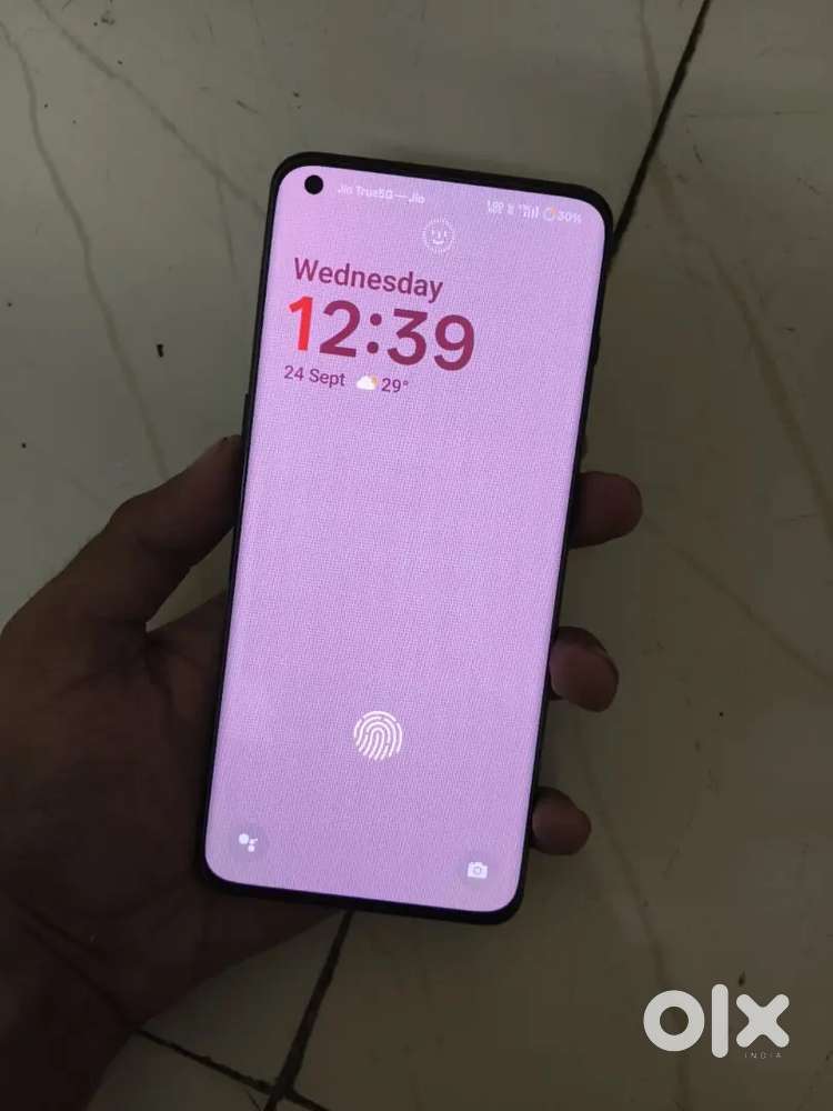 OnePlus 10 pro (8/128) in mint condition w