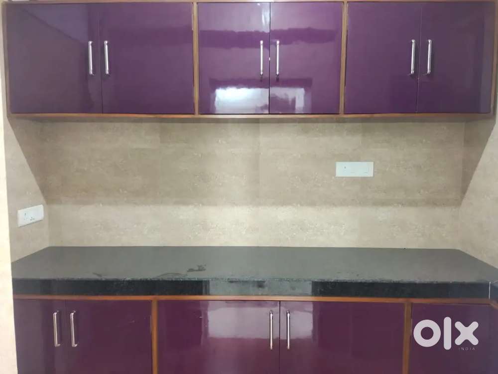 2 bhk flat rent available sami furnished sector 20