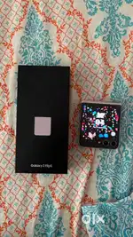 Flip 5, is in near-new condition,original packaging and bill