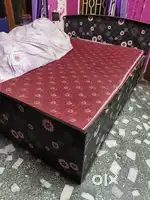 Urgent sell 5*7 ft queen size bed