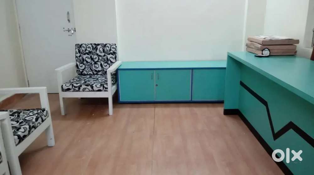 300 sqft furniture office rent Katraj bus stop no car parking