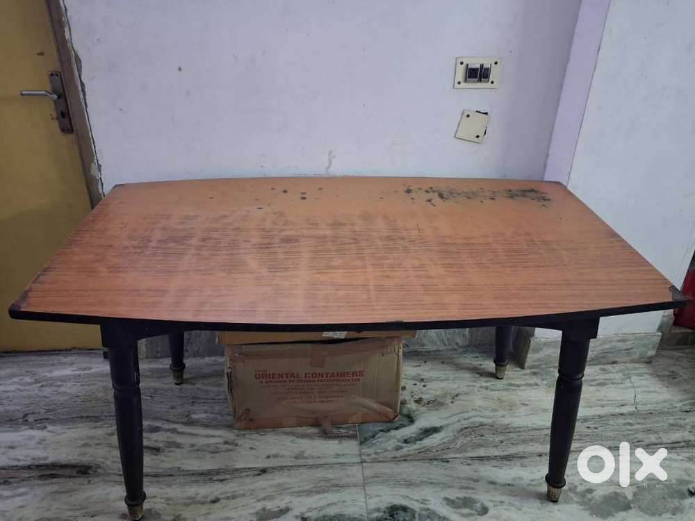 6-seater Dinning Table