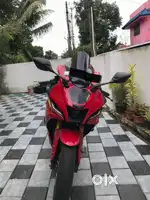Yamaha R15 V4