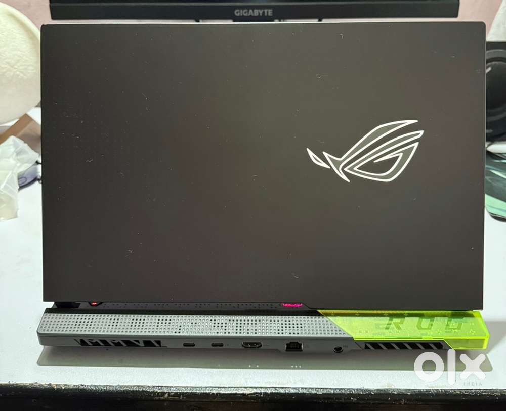 ASUS ROG strix, RTX 3050 4GB, RAM 16GB, and 1TB SSD.