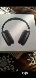 Apple Airpods Max 2024 type C  just activated.unused.Airpodmax